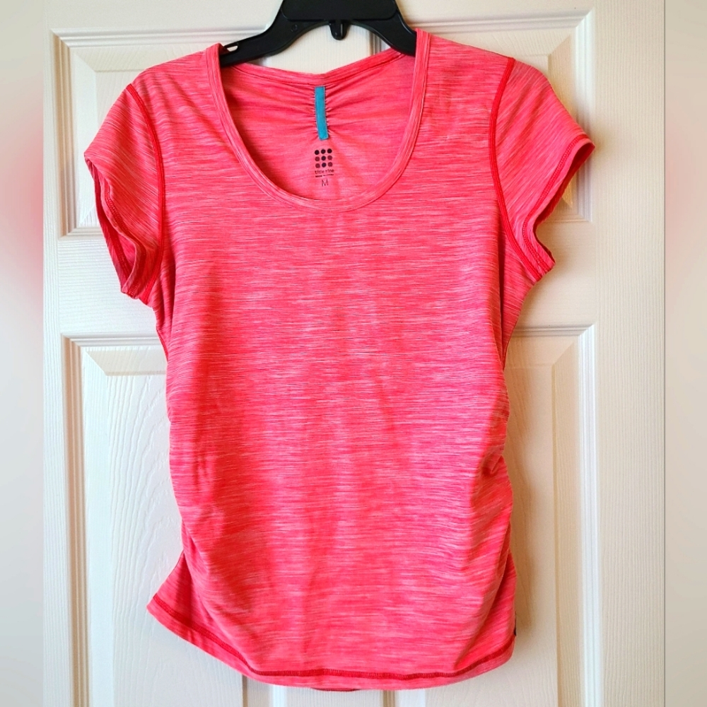 Short sleeve top